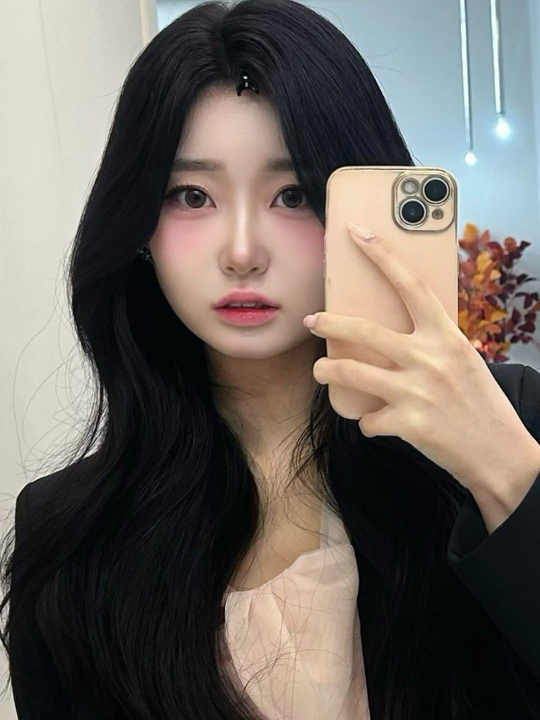 Photo by 영은 on December 29, 2025. May be a selfie of one or more people, hair and text.