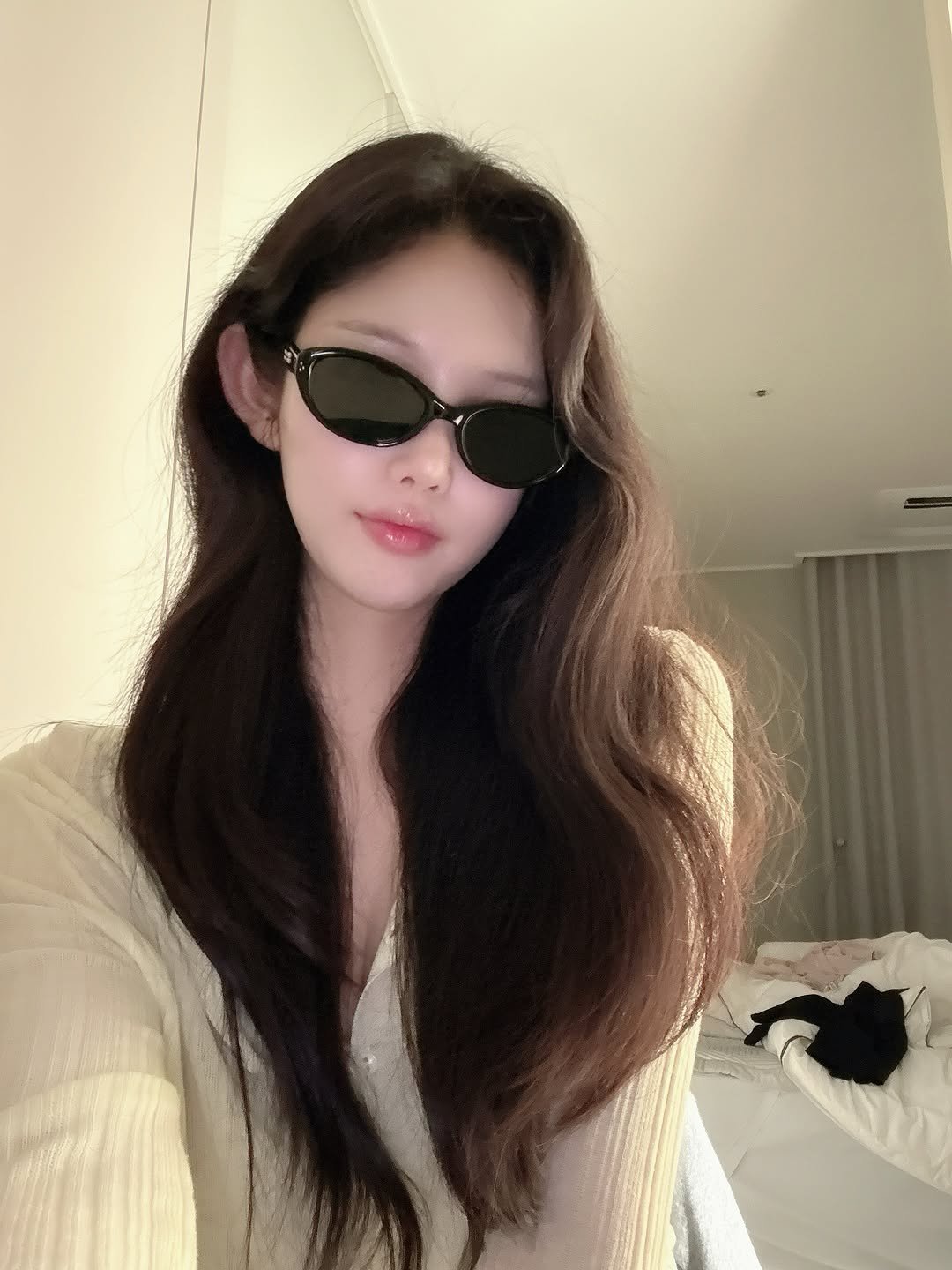 __bunny_yy 게시물 이미지: 고데기 질문 많아서 찍으려다가 화상만 입고 끝 (담에 찍어볼께요..😵)

이상준씨...