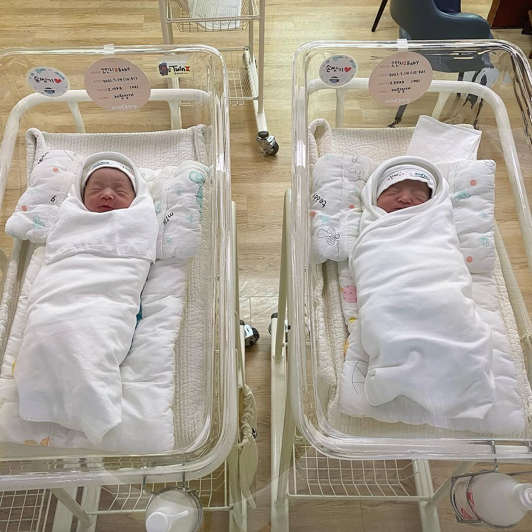 __bymj 게시물 이미지: #세아리아둥이 👧🏻👧🏻💗💗
-
짜잔🧸🧸🤍🤍
우리 오똑이(2.3kg)...