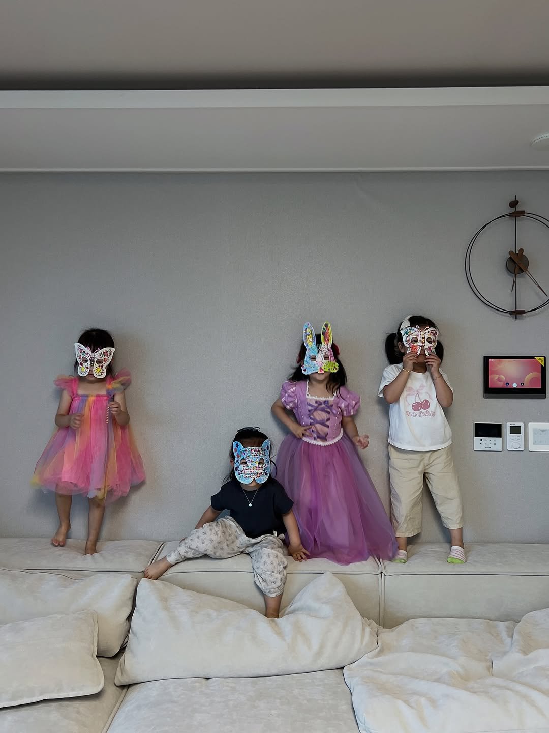 Photo shared by ᴇ ʟ ʟ ᴇ ɴ 🇰🇷🇨🇦 on September 27, 2025 tagging @azindoong, and @uu._.home. May be an image of 4 people, child, mattress, bedroom and text.