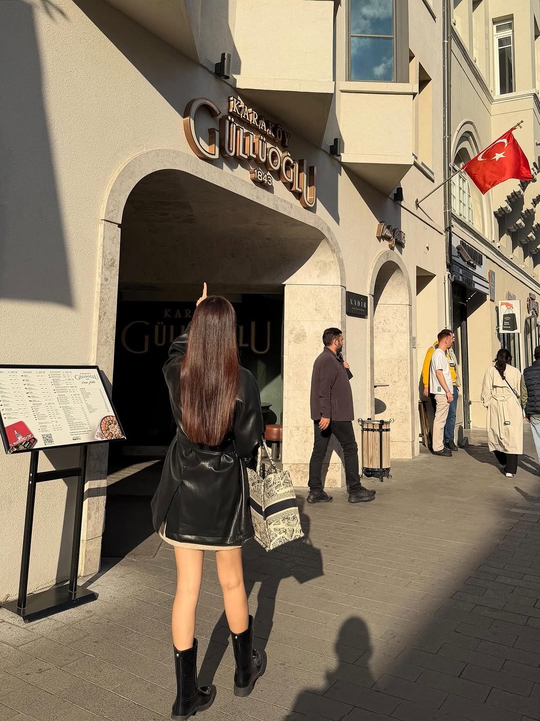 Photo by ᴇ ʟ ʟ ᴇ ɴ 🇰🇷🇨🇦 on October 22, 2025. May be an image of text.