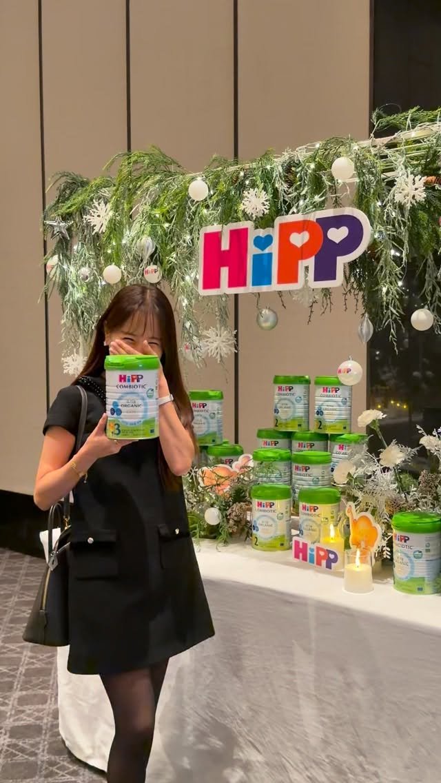 __bymj 게시물 이미지: *

두근두근🫧
기다리고 기다렸던 HIPP 엠버서더 연말파티🎄✨

크리스마스 분위기...