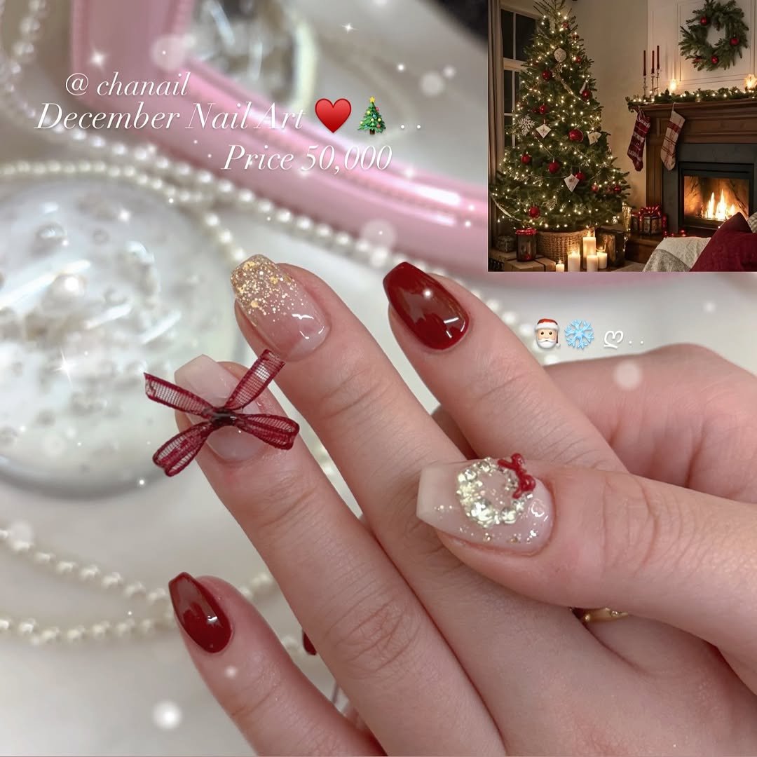 Photo by 수원네일 | 수원역네일 | 수원역 본점 • CHANAIL 샤네일🤎 in 수원역 로데오거리. May be an image of one or more people, fingernails and text.