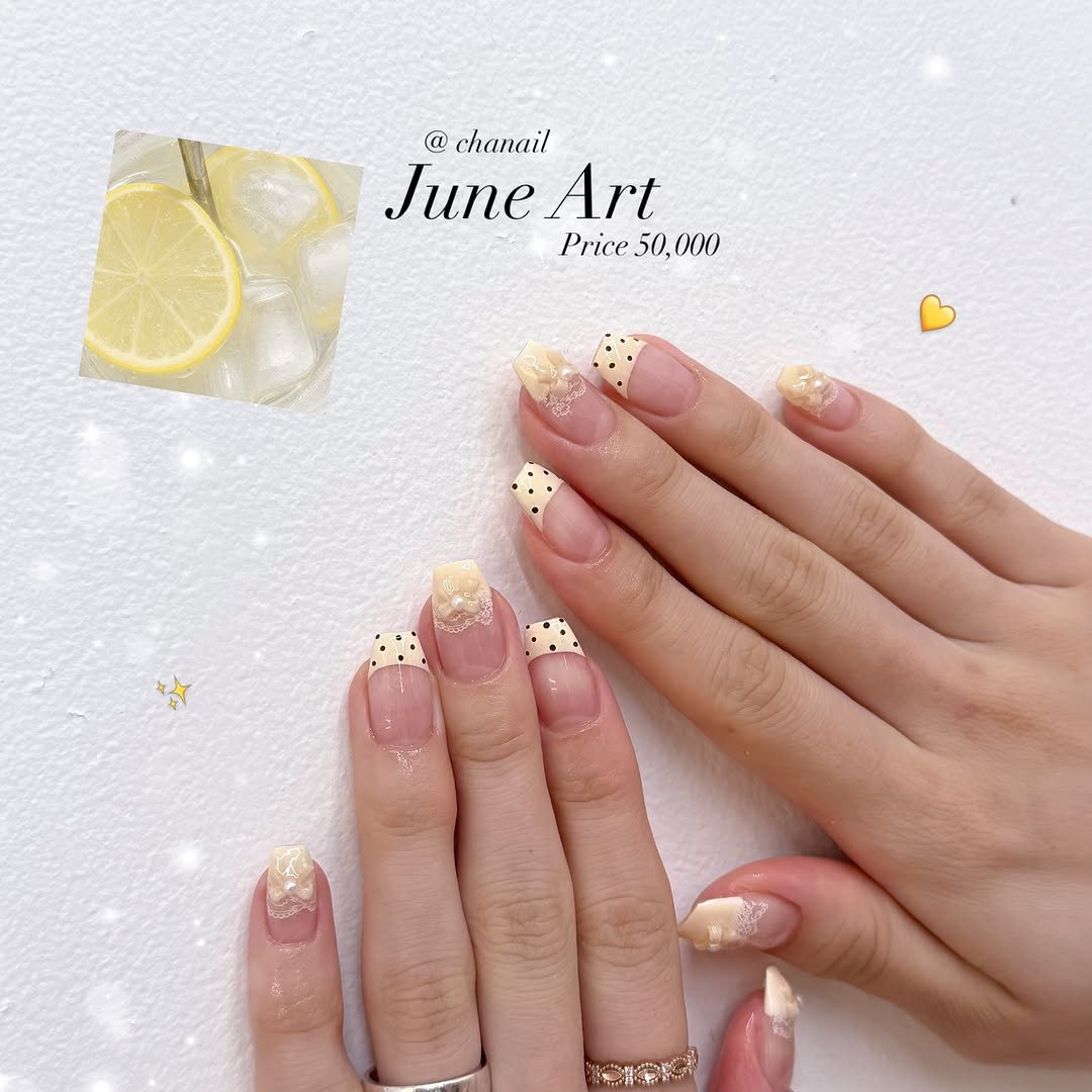 __chanail__ 게시물 이미지: ₊˚ ‿︵‿︵୨୧ · · ♡ · · ୨୧‿︵‿︵ ˚₊

Price . 50,000...