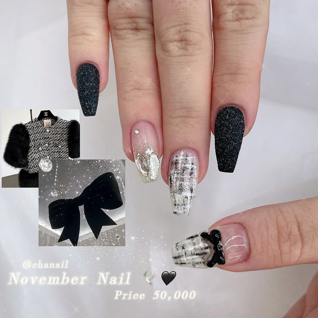 Photo by 수원네일 | 수원역네일 | 수원역 본점 • CHANAIL 샤네일🤎 in 수원역 로데오거리. May be an image of one or more people, fingernails, bow and text that says 'L @chanail @ November Nail န Price 50,000 000'.