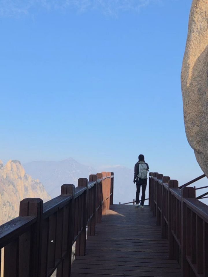 __fitnana 게시물 이미지: 많이 웃는 한해가 되시길 바랍니다🫶

100세 시대에 44세라는 나이는 절반도...