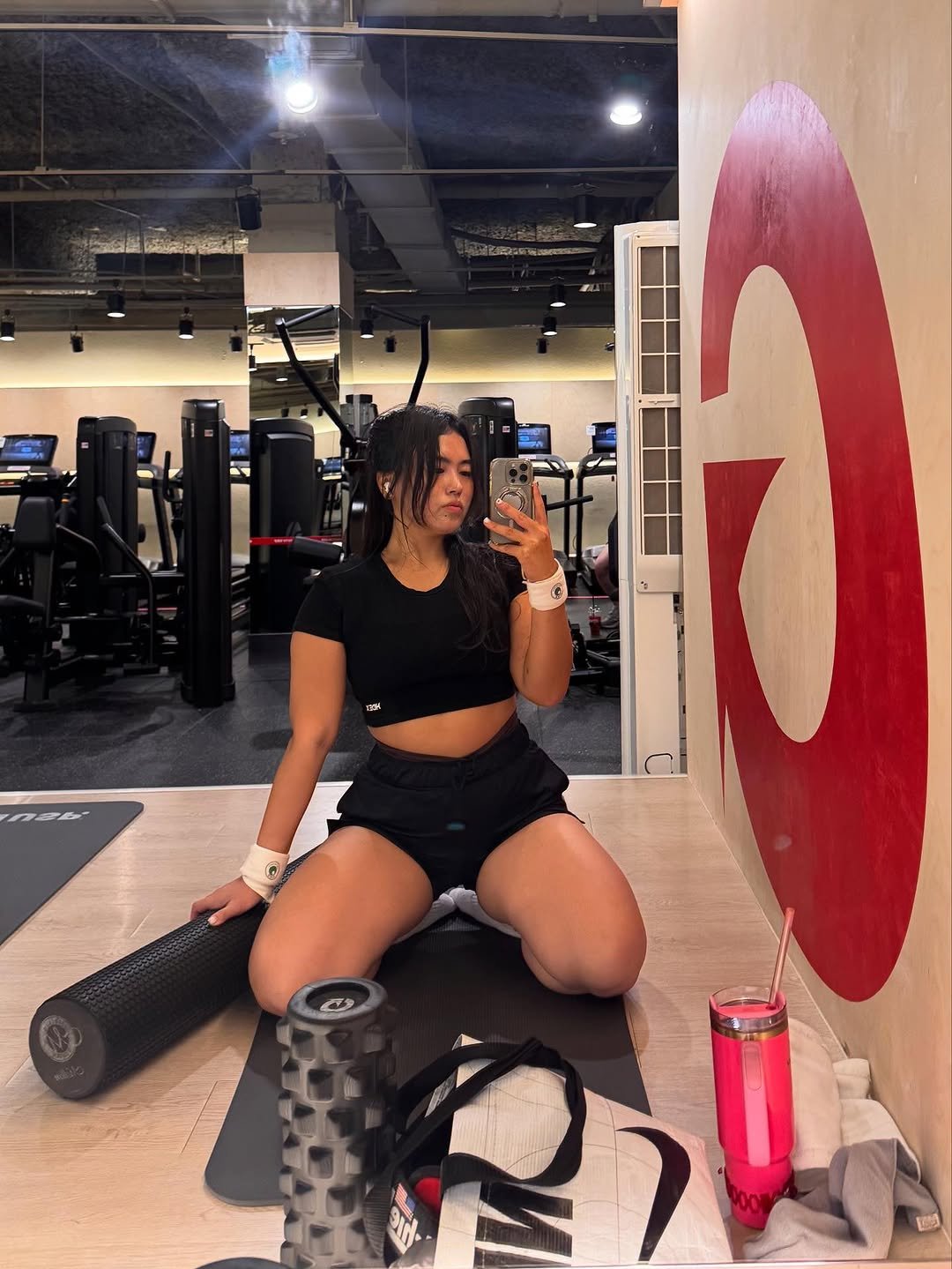 Photo by 우니 woony on September 15, 2025. May be an image of activewear, sportswear, punching bag, water bottle and text.