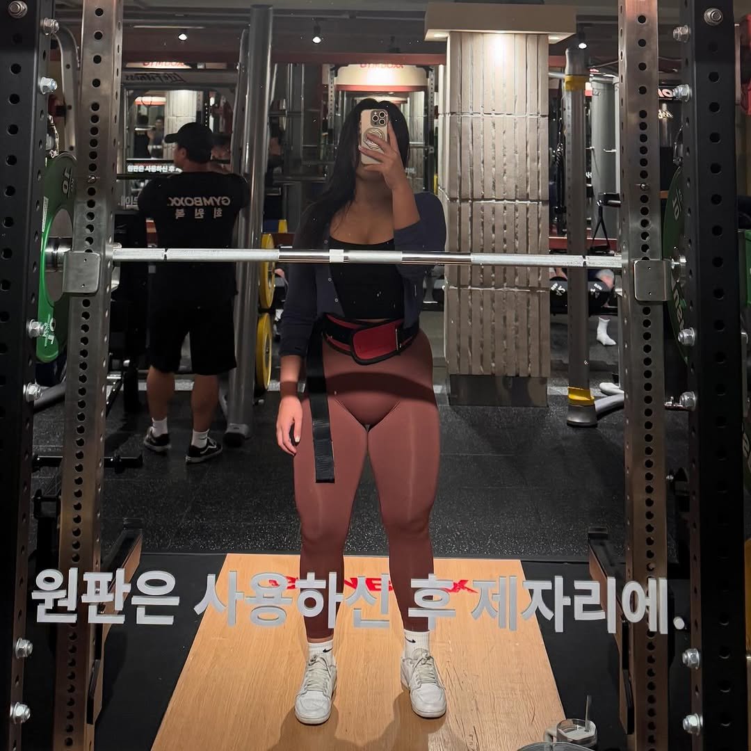 Photo by 우니 woony on October 07, 2025. May be an image of text.