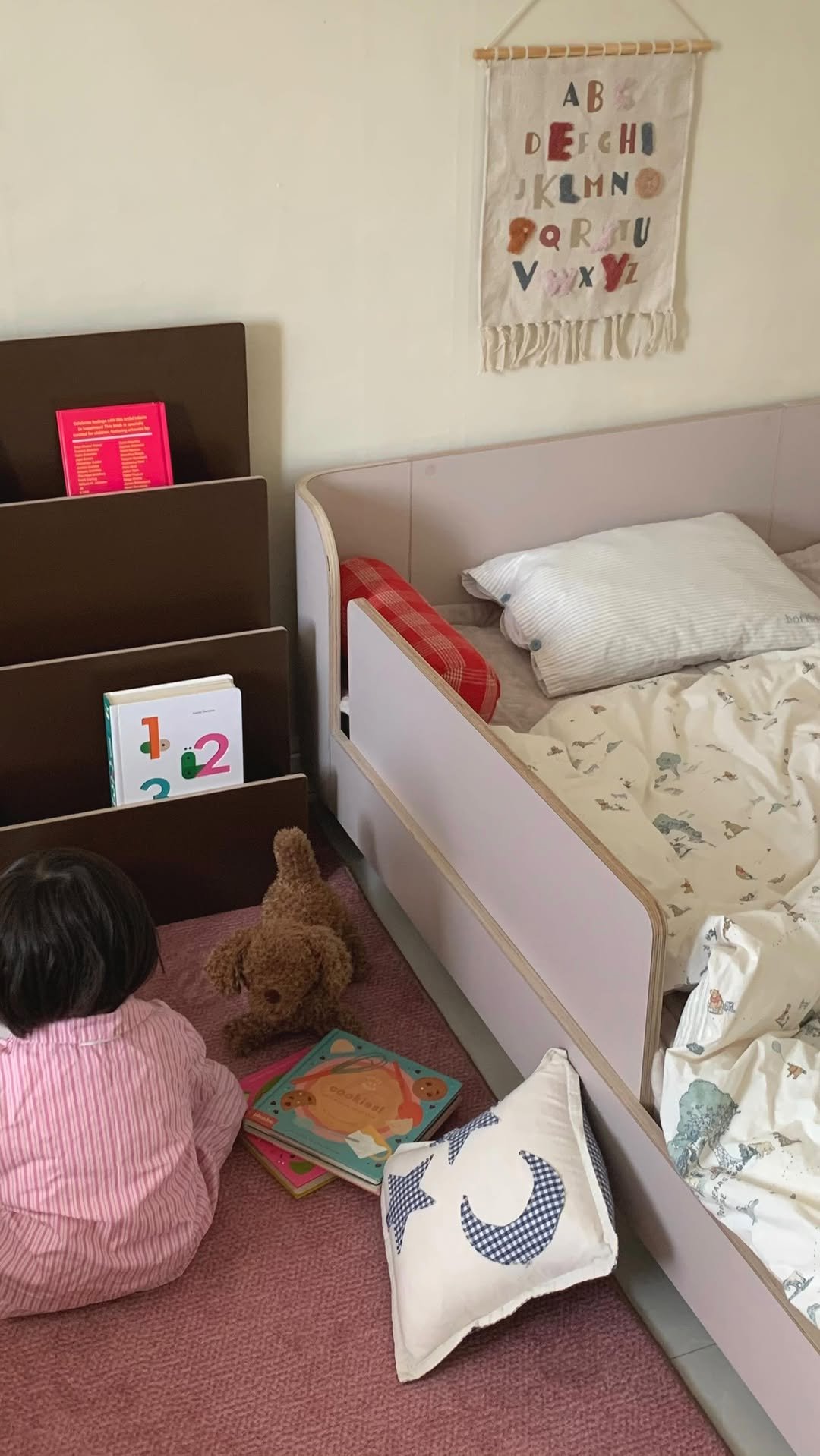 __imagine__ 게시물 이미지: #광고 거실, 침실 등 어디에나 잘 어울리는 탬버린하우스의 정면책장 퍼레이드 쉘브...