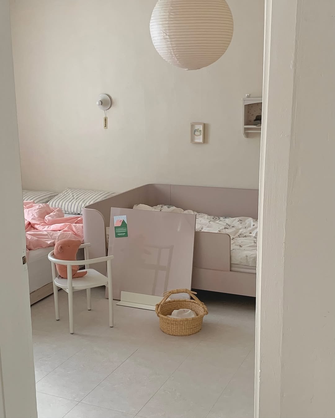 Photo shared by MIJI on November 09, 2025 tagging @tambourine_house. May be an image of baby bed, beanbag chair, bunk bed, bedroom, indoors and text.