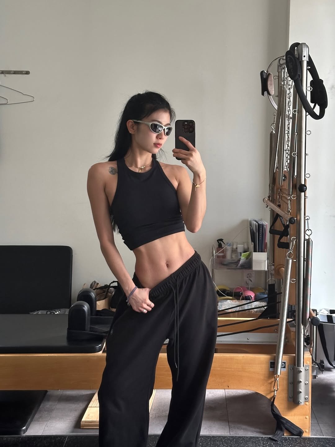 Photo by 염민경 on February 05, 2026. May be an image of activewear, sweatpants, sportswear and text.