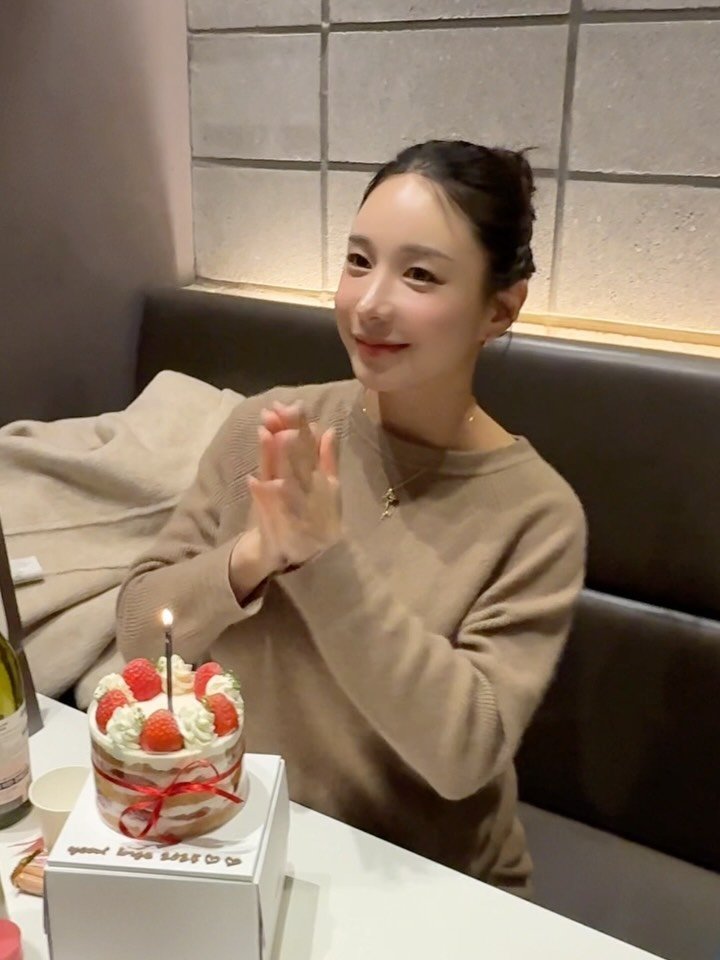__misulin 게시물 이미지: 행복했던 생일 주간 🎂🎊🎁🥳
벌써 임신 35주차 접어들었구요,
25년 마지막달.....
