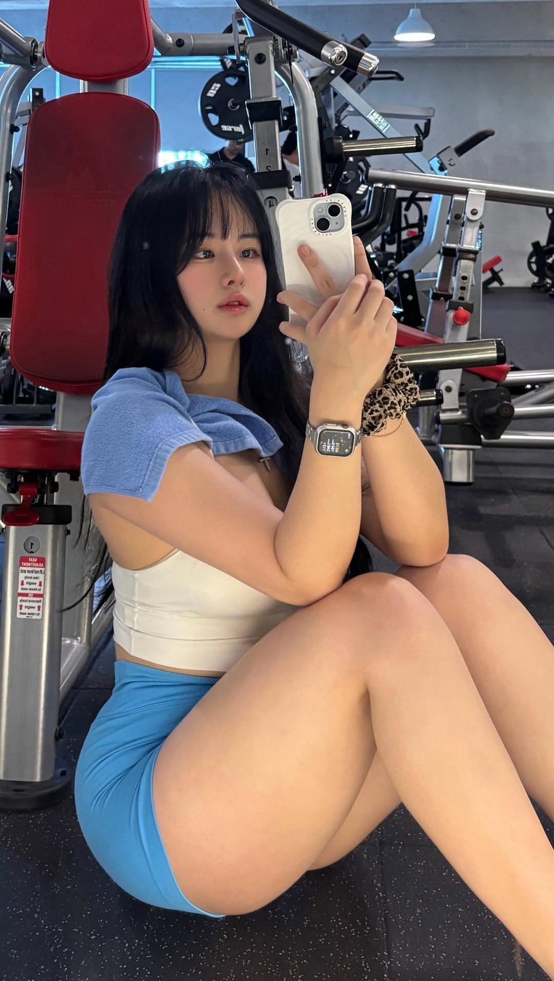 __seu1__ 게시물 이미지: 무림고수의 훌라후프 돌리기