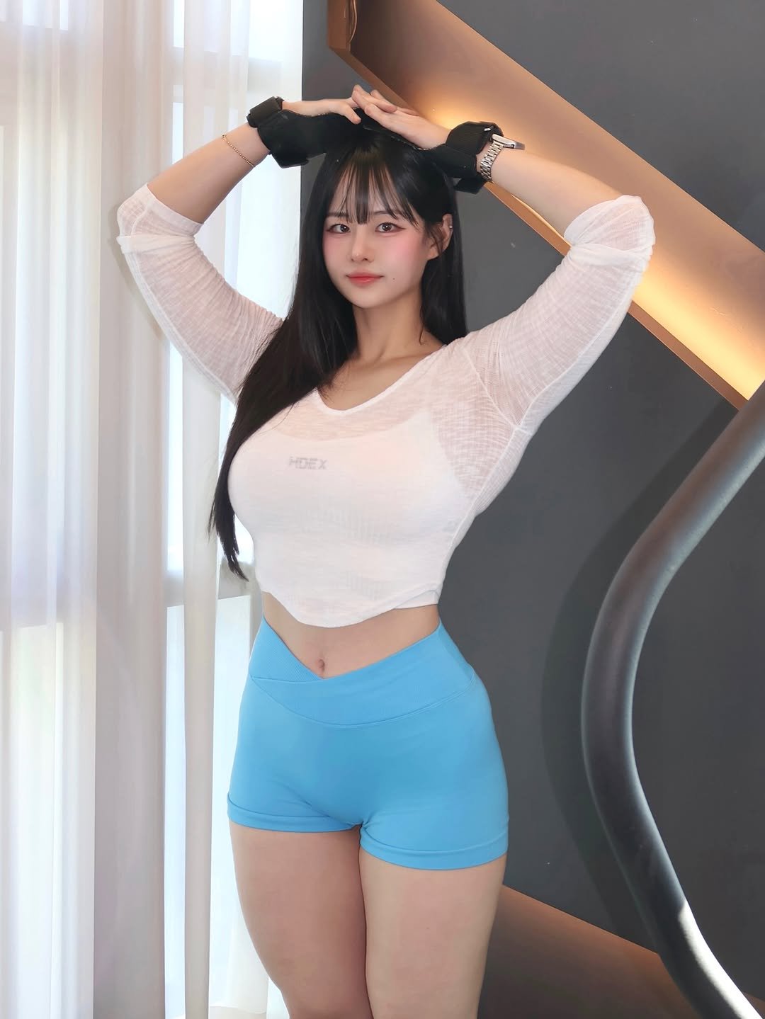 운동하는여자 , 바디체크