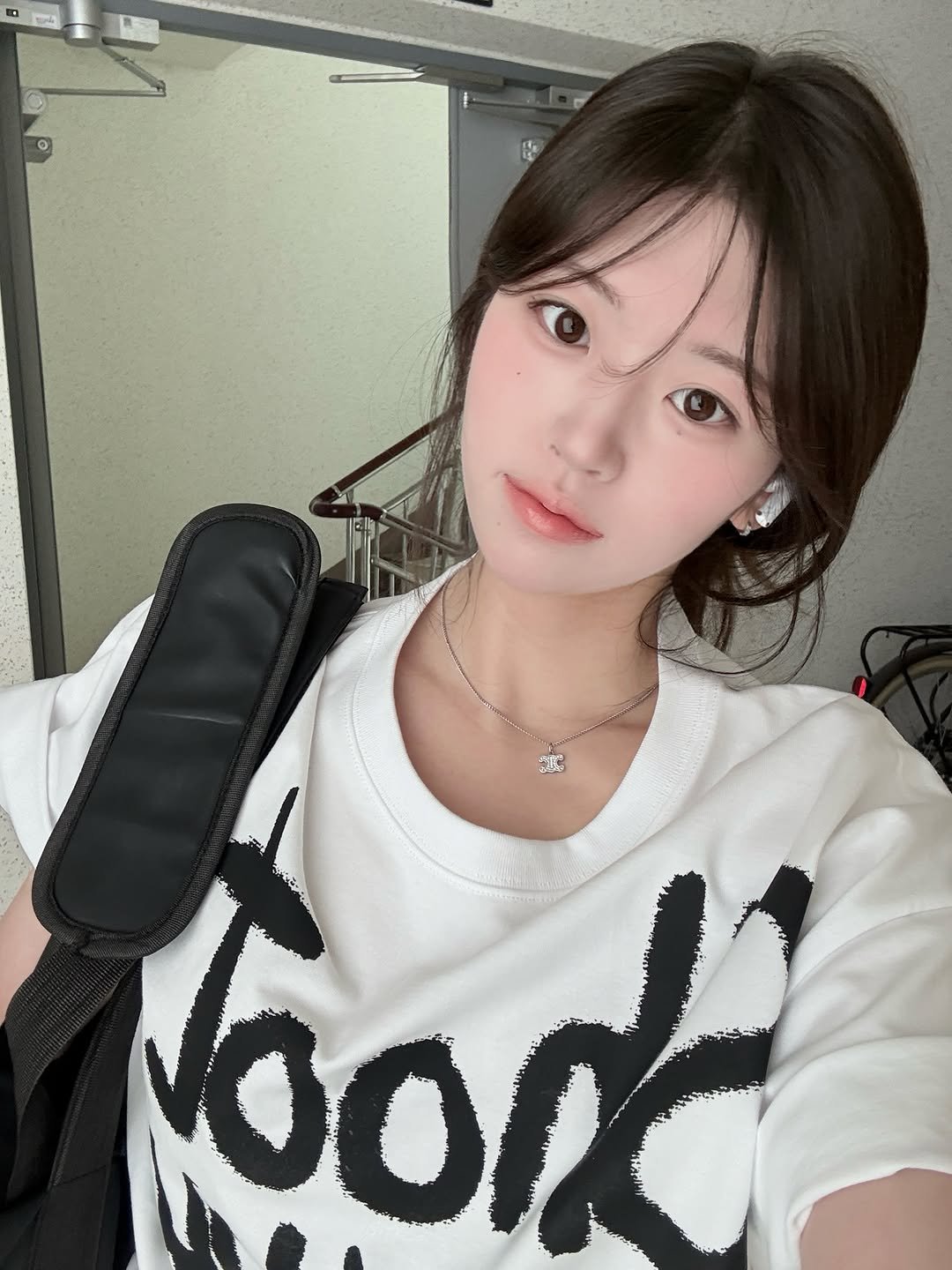 __sil_0 게시물 이미지: 몇살이게