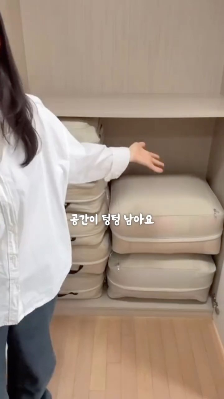 __simplyhome 게시물 이미지: #브랜든예고 #오픈전이벤트 🥰
여름 한가운데,
옷장 속은 아직 겨울인분들...