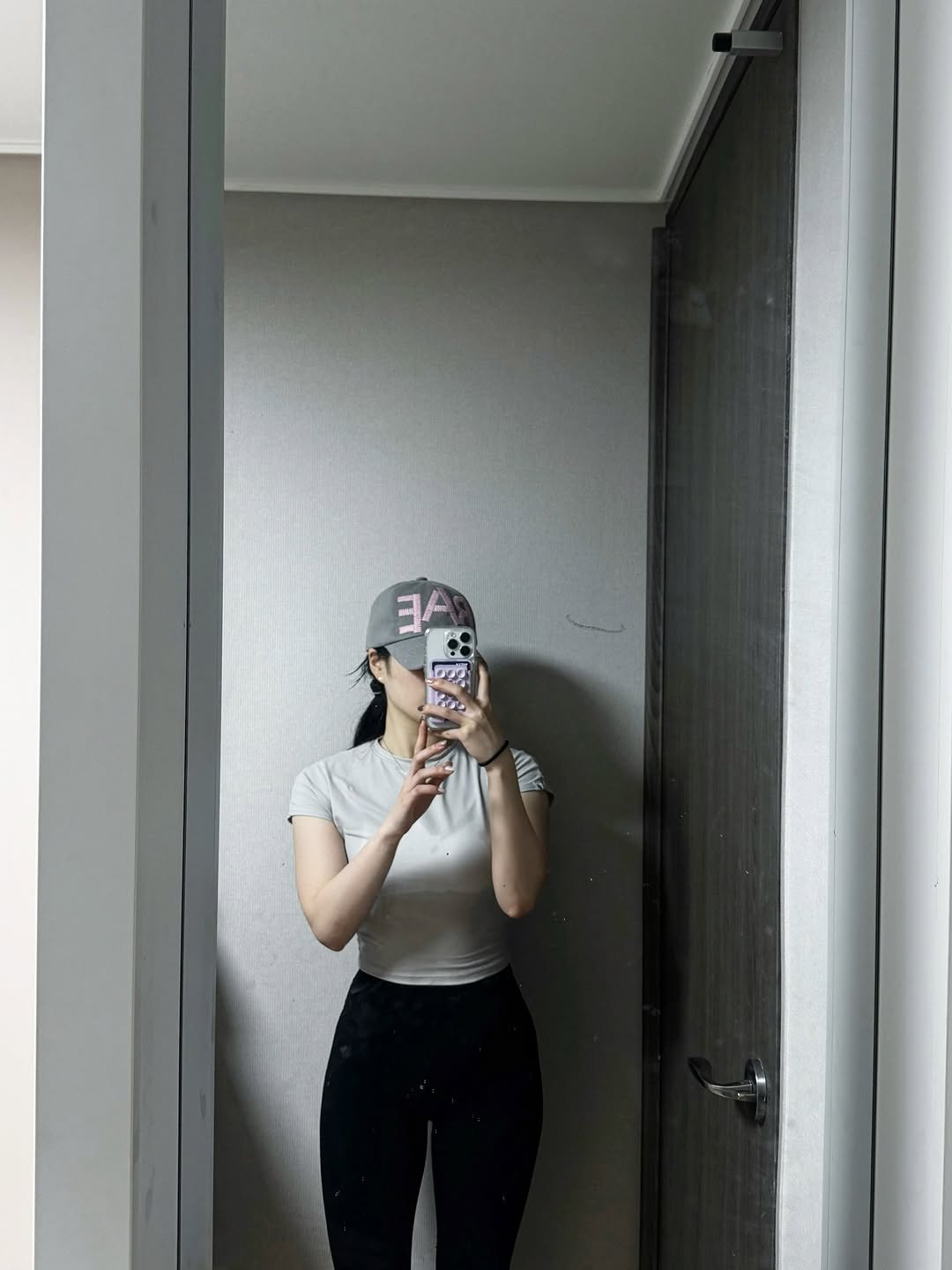 __uusanso 게시물 이미지: 시험기간이라고
운동 안 하는 건 핑계겠지요…?

운동은 줄고~~~
군것질은 늘어나는...