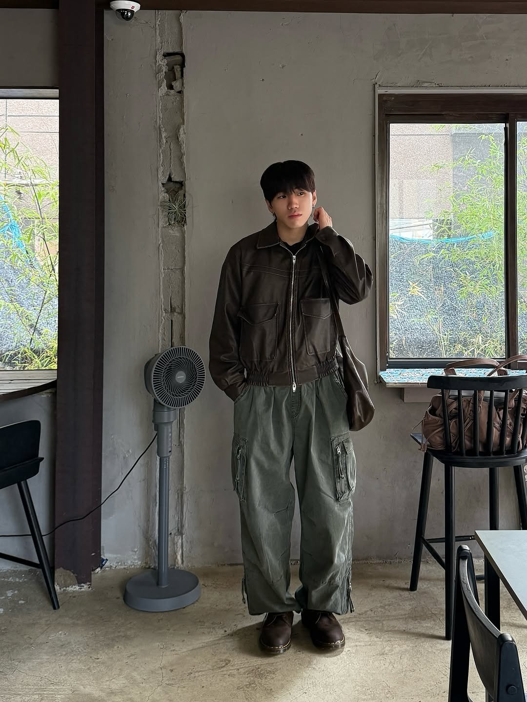 Photo by 김용빈 / 유포어 on September 16, 2025. May be an image of 1 person, military uniform and text.