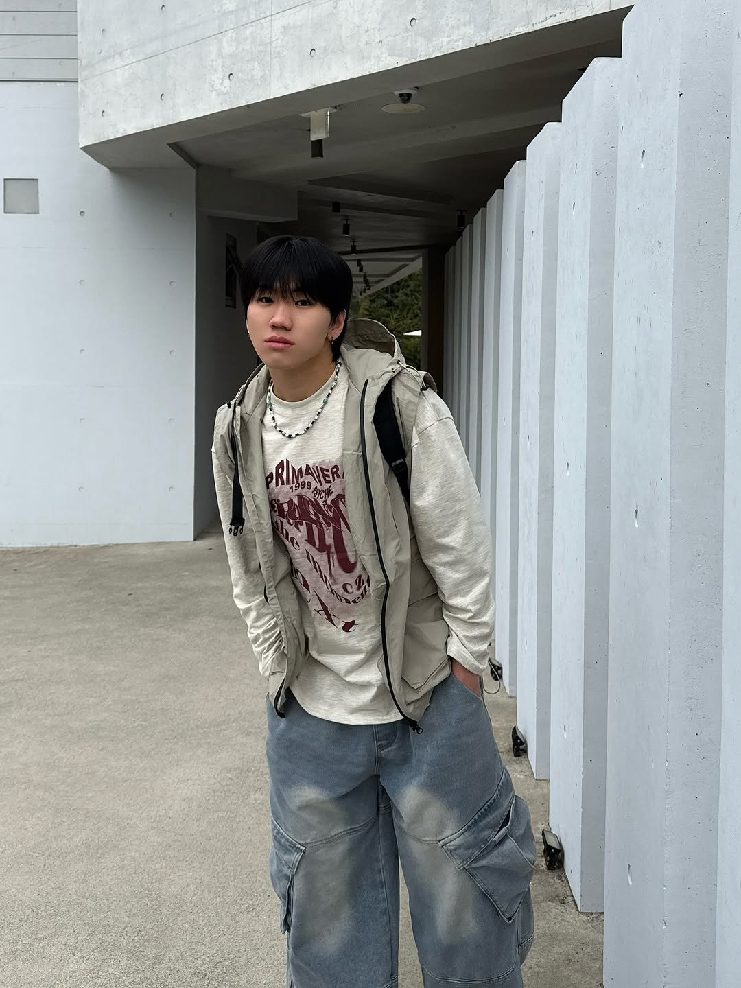 Photo by 김용빈 / 유포어 on August 14, 2025. May be an image of 1 person and text.