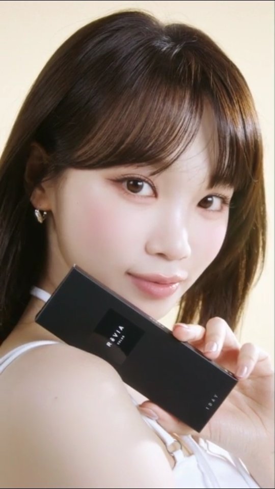 _chaechae_1 게시물 이미지: #ReVIA #레비아 #contacts #PR 
@candymagic_official