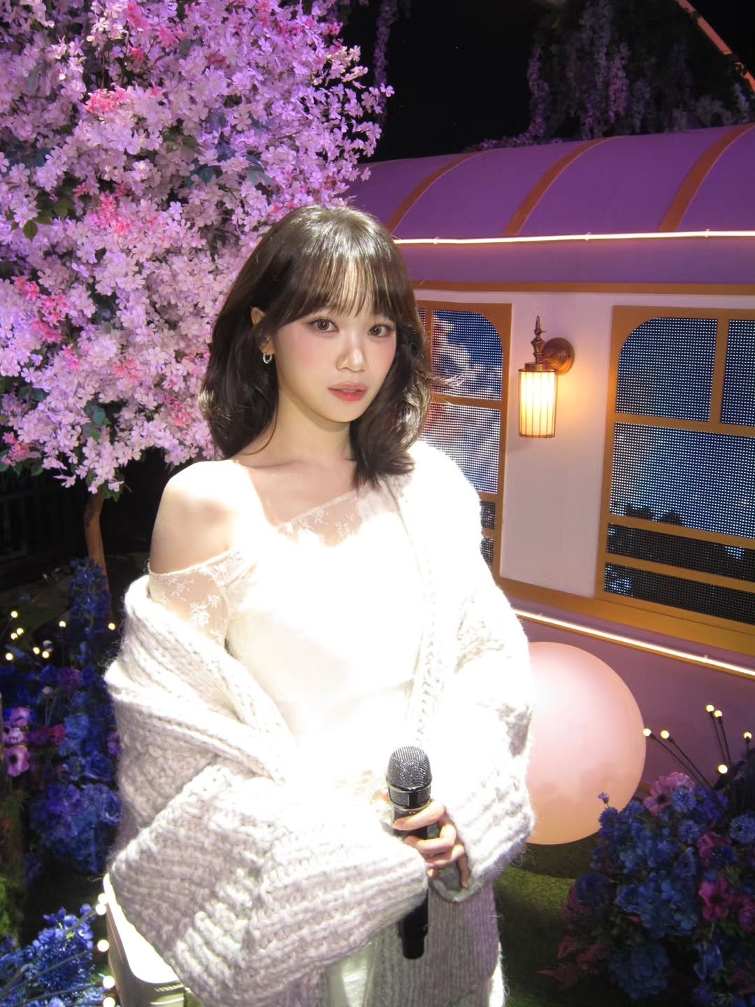 Photo by 김채원 (CHAEWON) on December 19, 2025. May be an image of one or more people, hair, top and text.