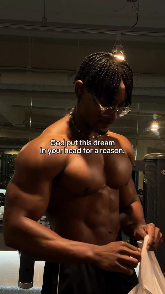 _charles_emmy_ 게시물 이미지: One thing I know is God don’t make mistakes....