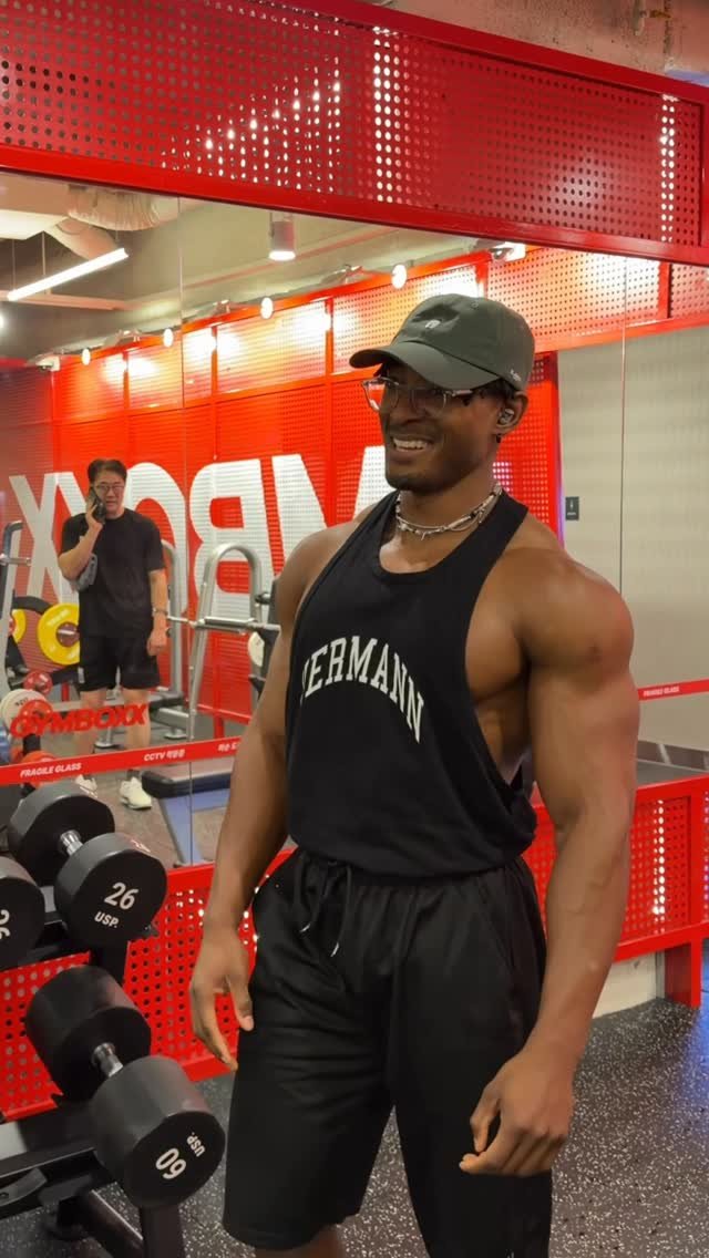 _charles_emmy_ 게시물 이미지: 새해 복 많이 받으세요!! Happy Lunar New Year guys. And...