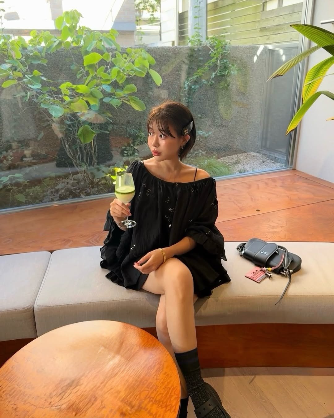 Photo by 차밍슬 | 공간사업 * 자기계발 * 자기관리 on September 24, 2025. May be an image of juice, dress and text.