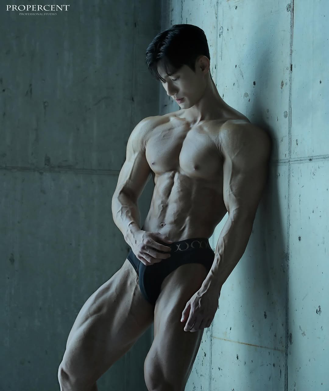 _dec.5xo 게시물 이미지: @propercent.co.kr 
#nabba D-5 #afex D-11 
절대...