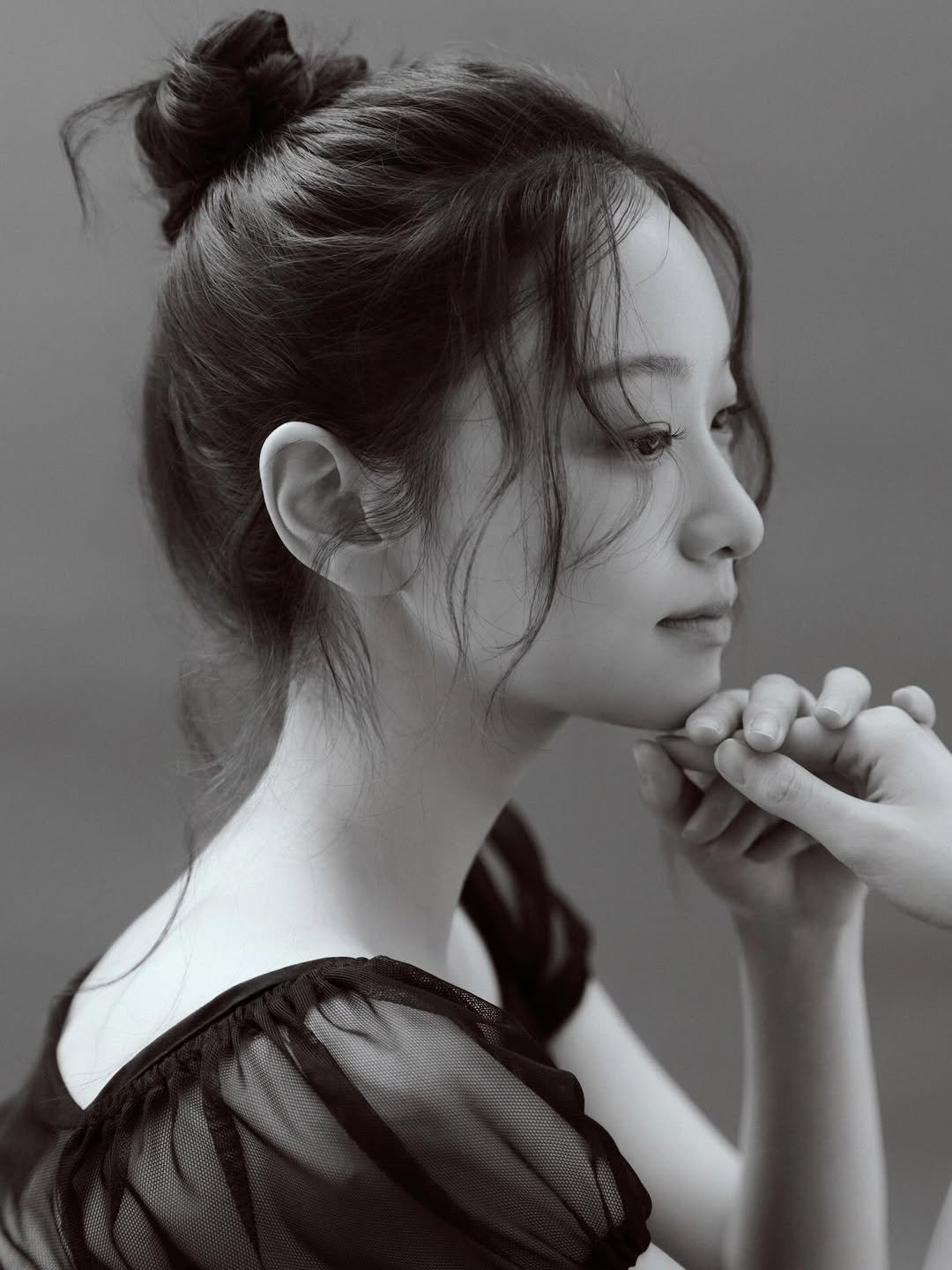 Photo shared by 김이경 Kim Yi Kyeong on February 09, 2026 tagging @yooni_mup, and @gayeongkeem. May be a black-and-white image of one or more people, braids, makeup, dress and text.