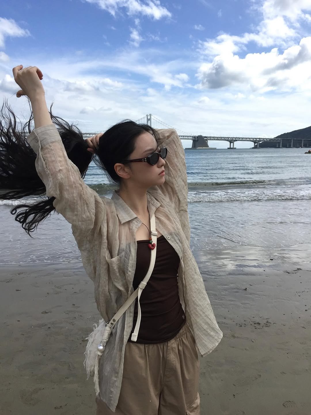 Photo by 김이경 Kim Yi Kyeong on September 30, 2025. May be an image of 1 person, ocean, coast and text.