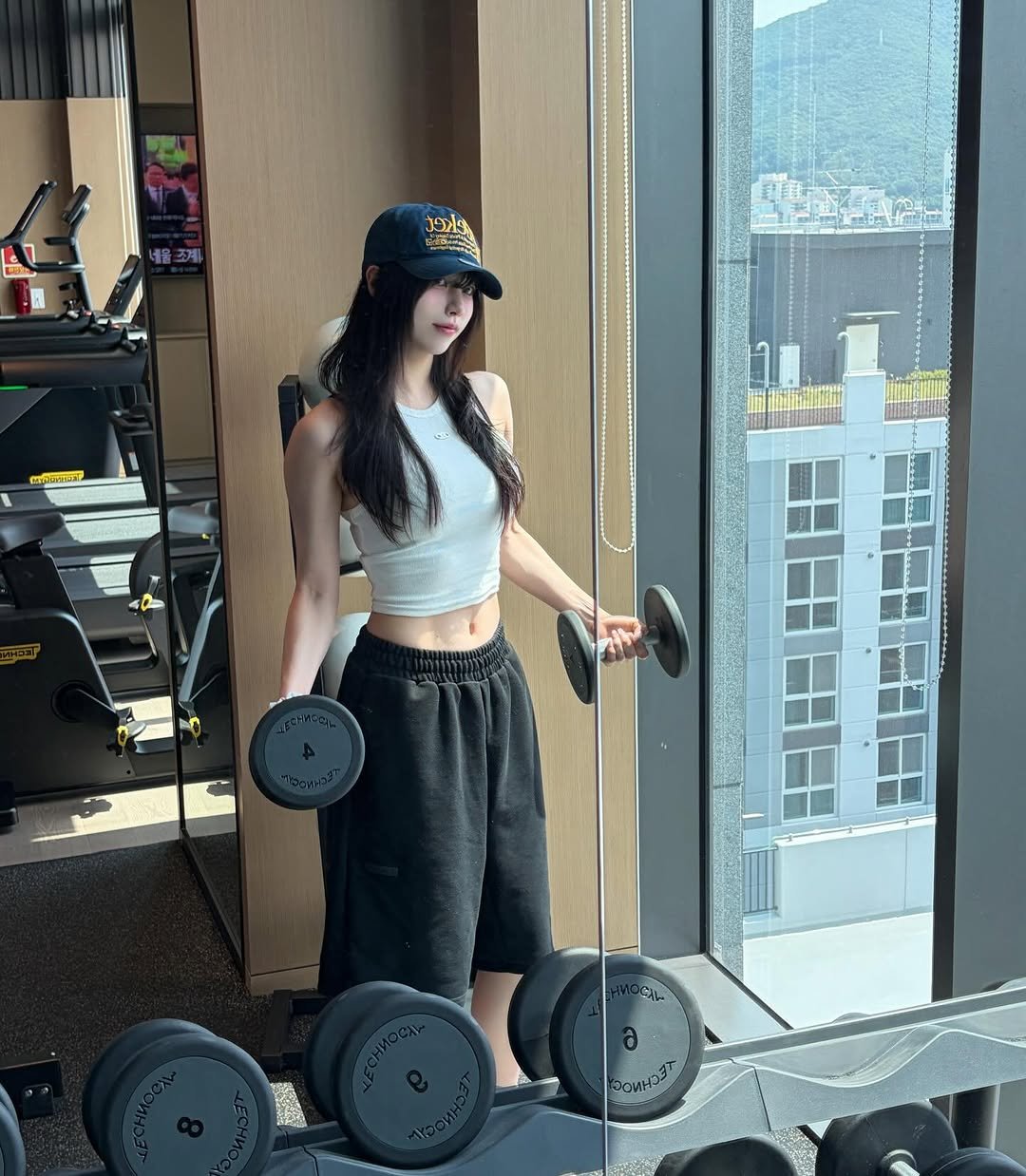 _dodumi 게시물 이미지: 자연광☀️
요즘 어깨 잘 먹는 중🔥
.
.
📌하의 : @ascender_kr...