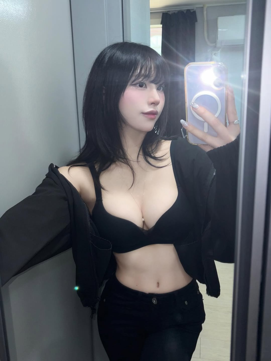 _dodumi 게시물 이미지: 무한 다이어트 넘 힘들어요오📸🥲
.
#라운테스 플레인 라인핏 플러스 심리스
쫀쫀한...