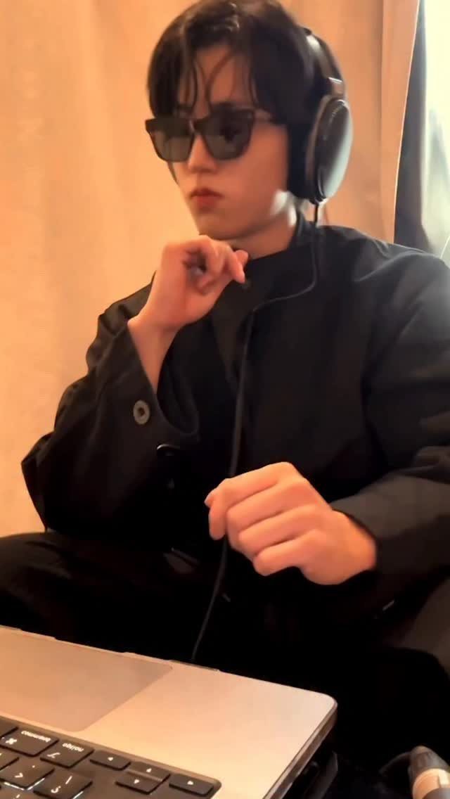 _doolsetnet 게시물 이미지: Sting - Englishman in New York

#loveyou#STAY