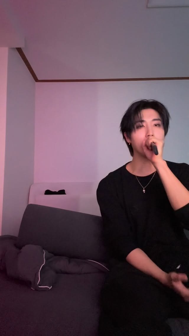 _doolsetnet 게시물 이미지: 실리카겔 - BIG VOID
#loveyou#STAY