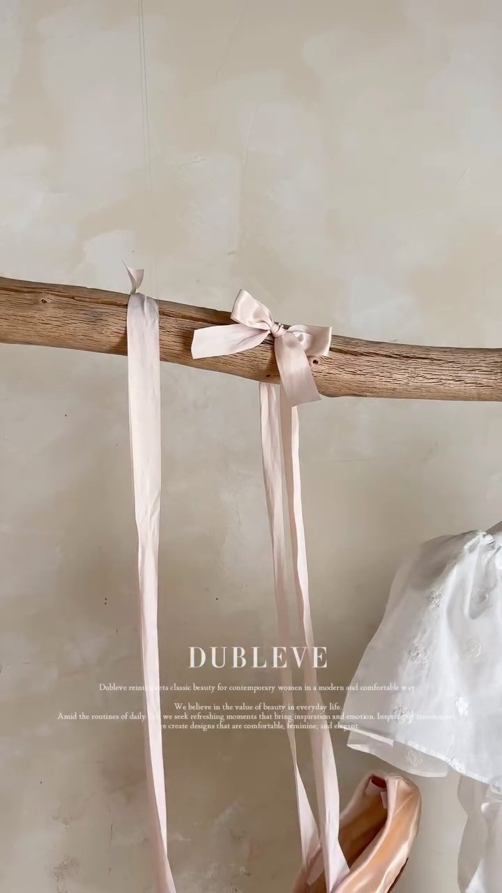 _dubleve__ 게시물 이미지: 촬영중에 담은 드브르베 무드 🪡