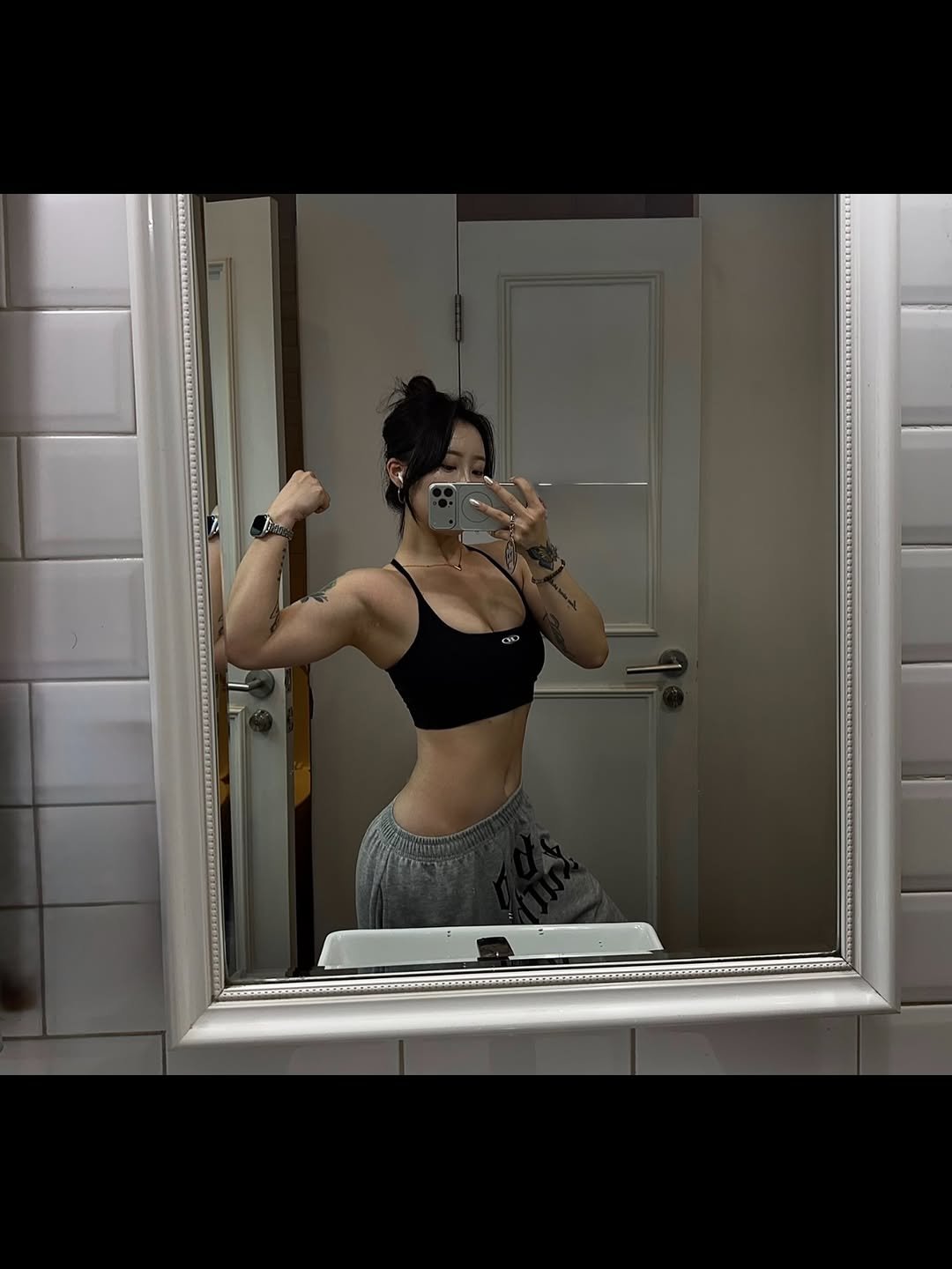 _eunxfit 게시물 이미지: 사월,
