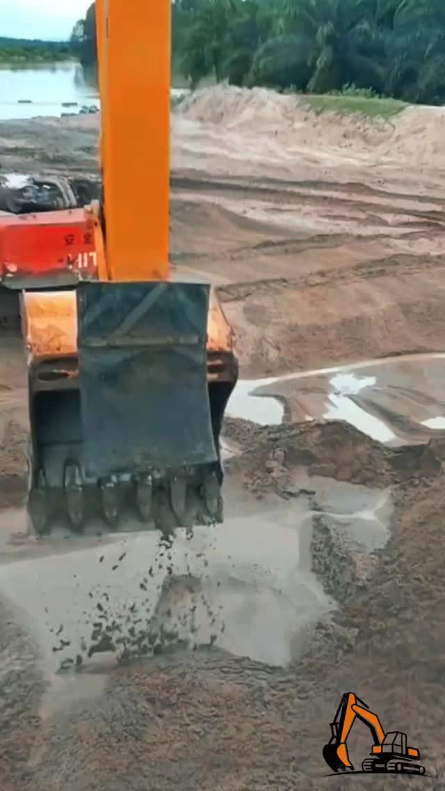_hdm_1504 게시물 이미지: 🤣 #viral #excavator #operator_excavator