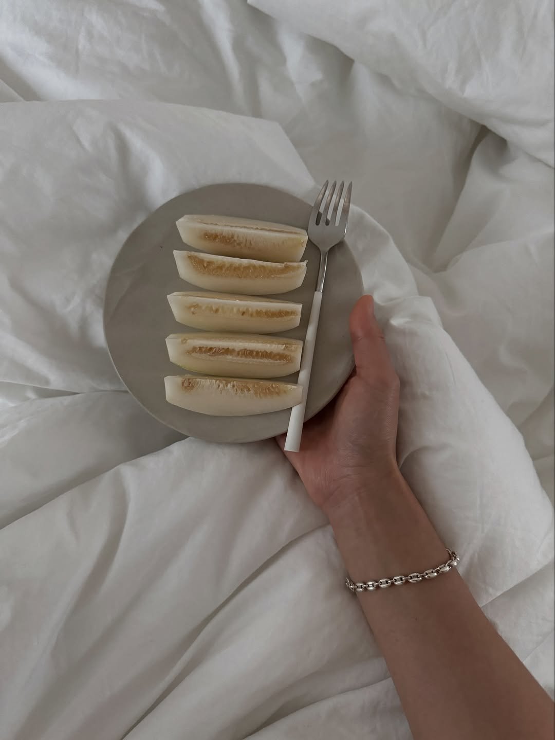 Photo by 혜정 on March 30, 2026. May be an image of baguette, fork and text.
