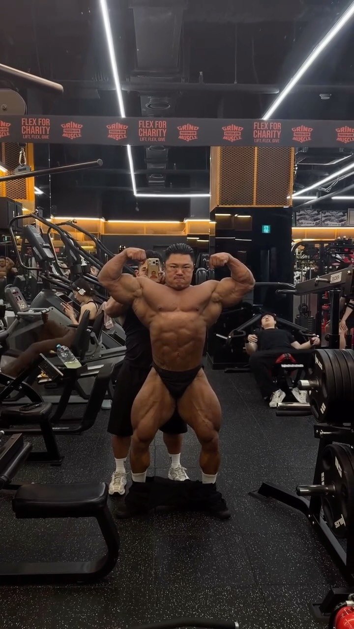 _iloveprotein 게시물 이미지: 🧘

 주말 등운동 완료 

내일 사랑이 첫 생일파티를 위해...