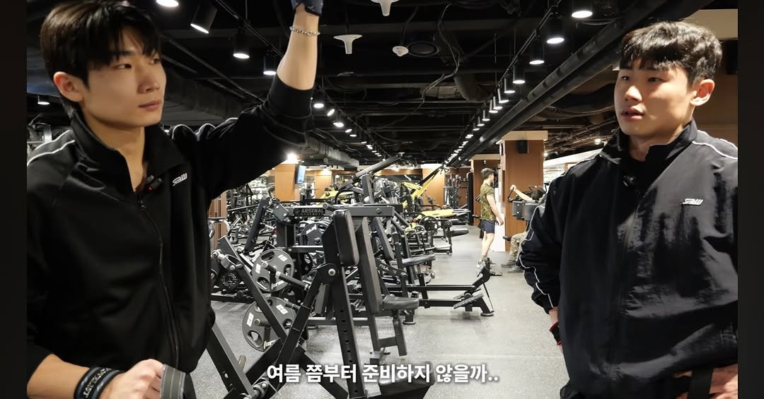 _imhjun 게시물 이미지: .
더 열심히 하겠습니다.
YouTube - 며누
#보디빌딩형제