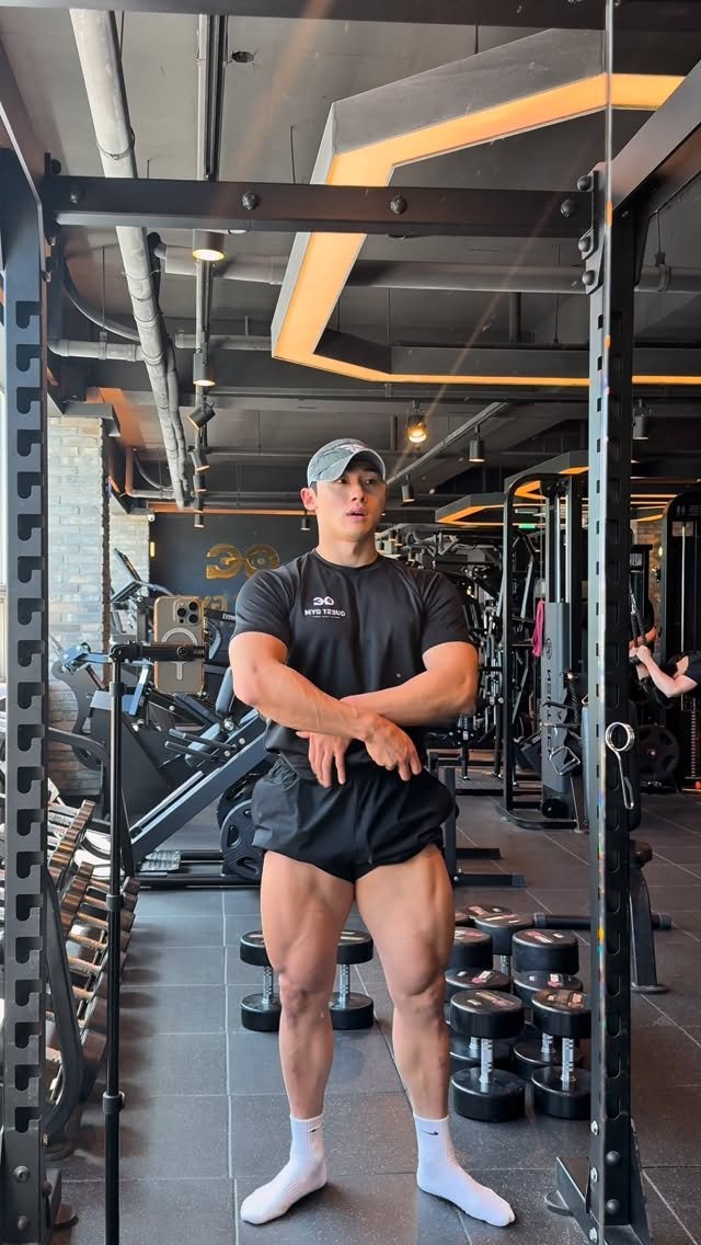 _imhjun 게시물 이미지: 매일매일 올리는 비시즌러의
바디체크🔥 아공:88kg💯

#클래식피지크 
#웨이트...