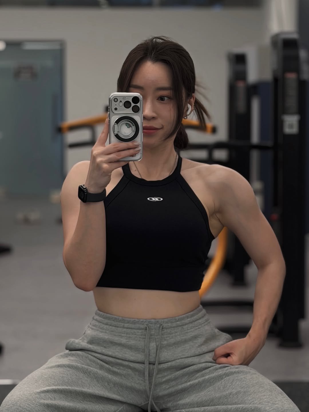 _imsodam 게시물 이미지: 이번년도 맨 몸 풀업 한다. 꼭.

마지막 사진은 쿠로담😈
(숭이가 관상을 바꿔쥼)