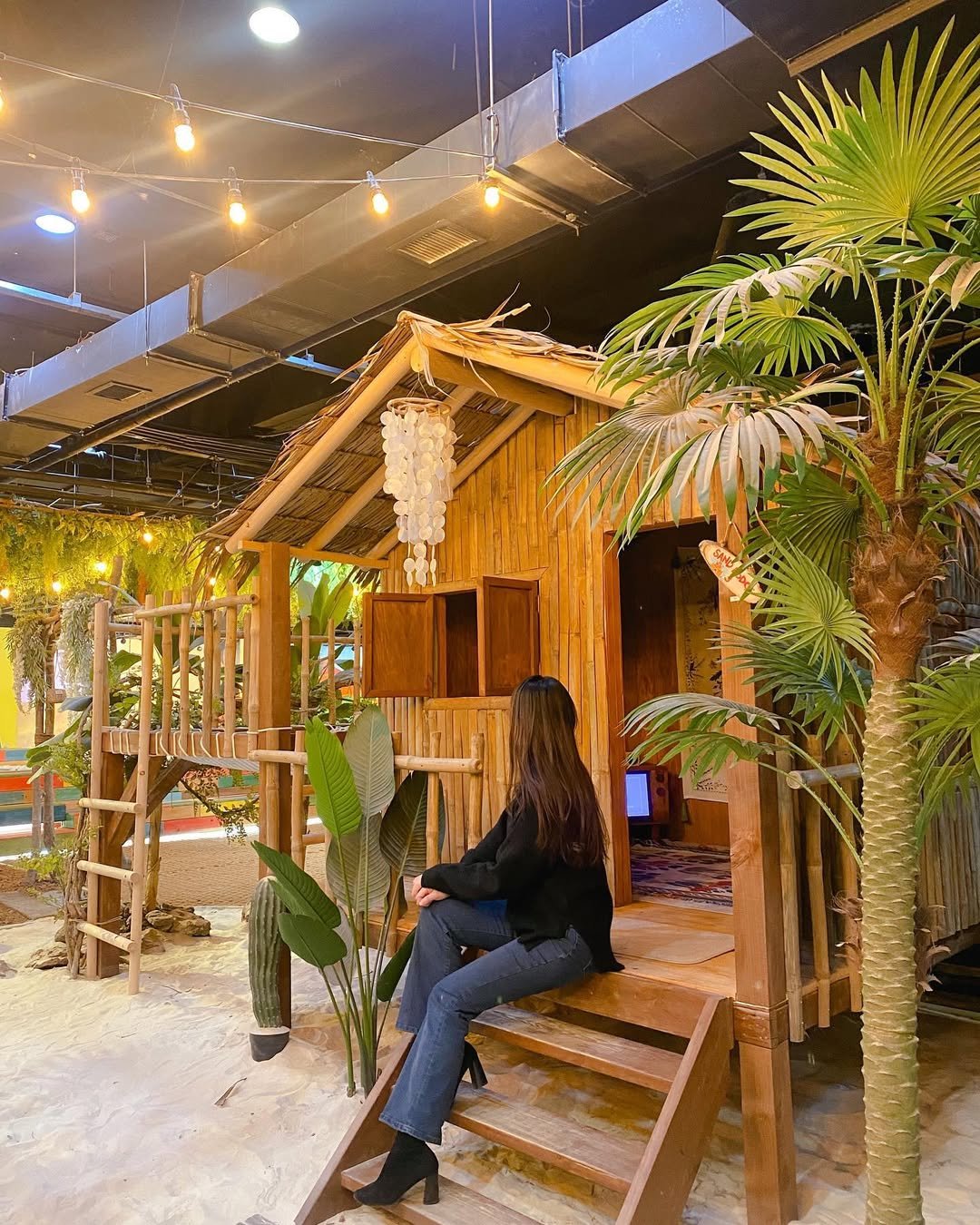 Photo shared by 𝒮𝒾𝓇𝒾 on February 03, 2023 tagging @coconut.box.