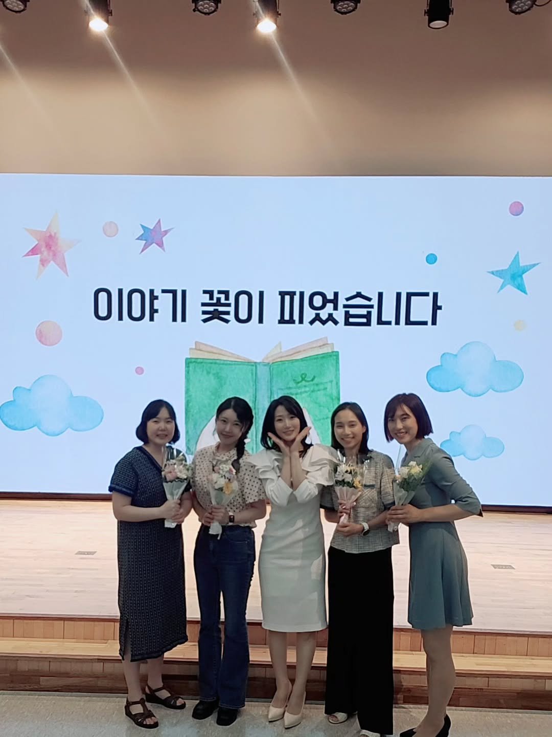_jinseyoung 게시물 이미지: 아이의 성장은 자신을 끝까지 믿어주는 어른을 만나는 것에서 시작된다고 믿습니다.
...