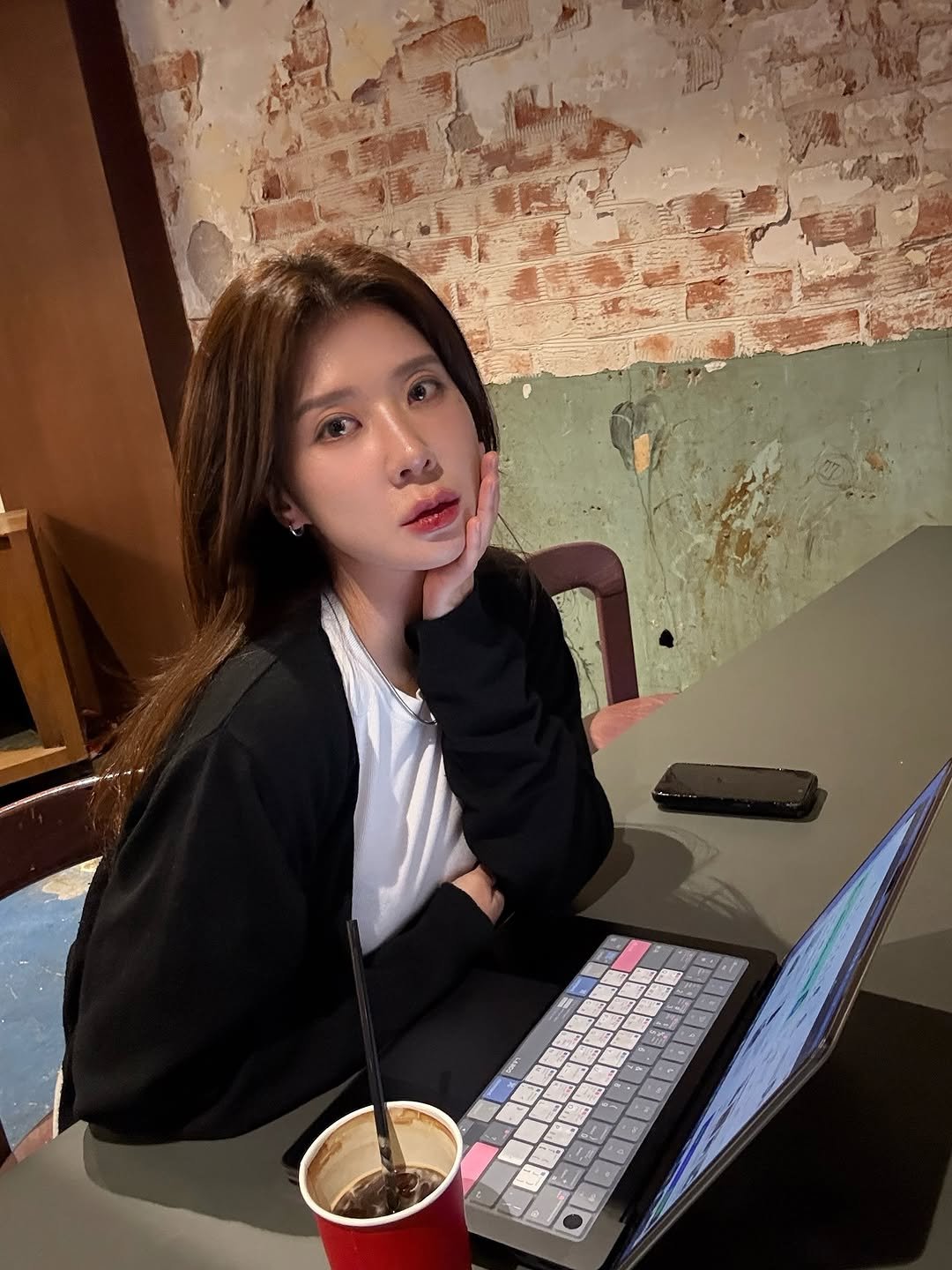 Photo by 🦦 on November 02, 2025.