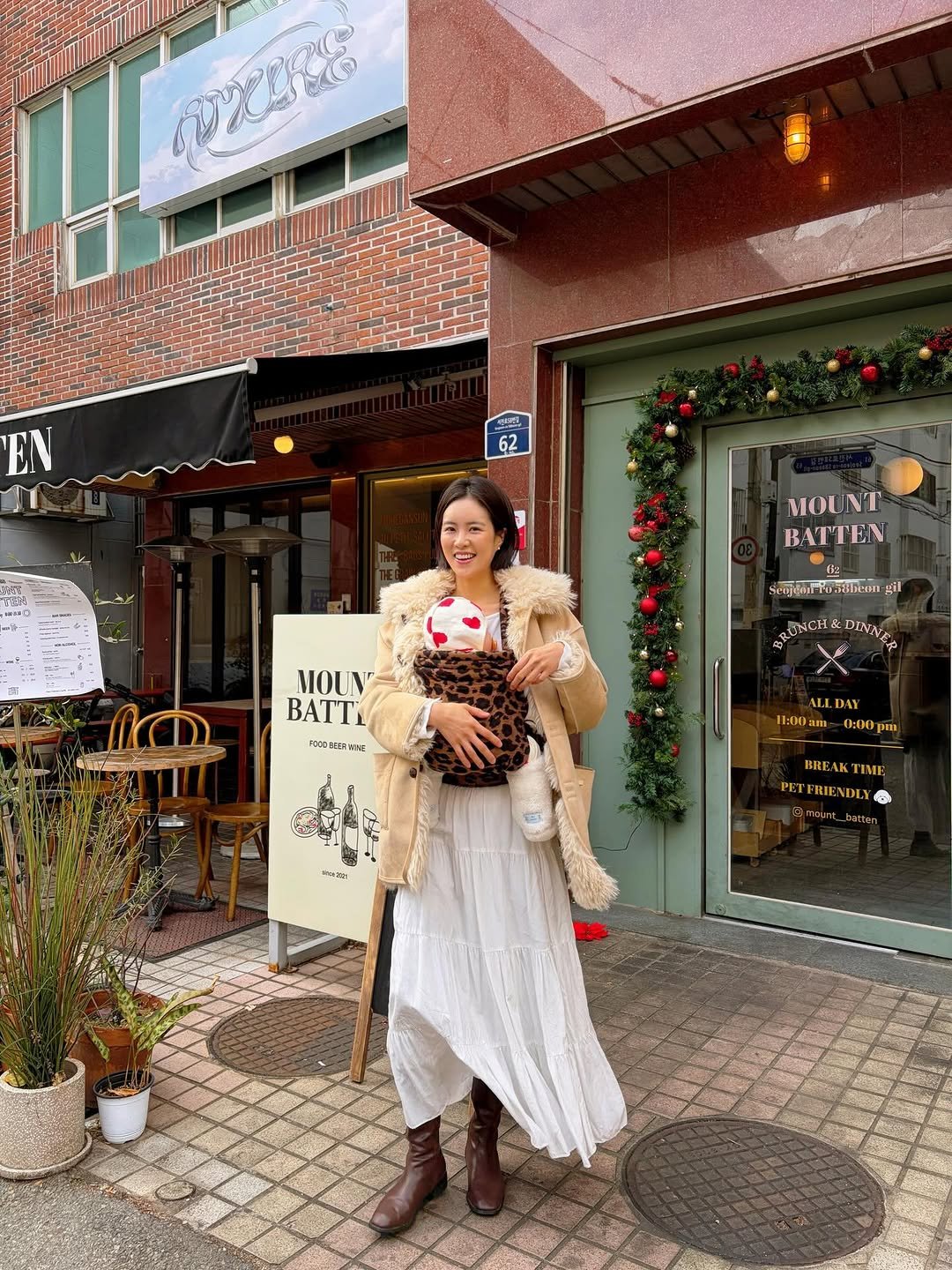 Photo by CHOI YEOKYUNG on December 13, 2025. May be an image of sling and text.