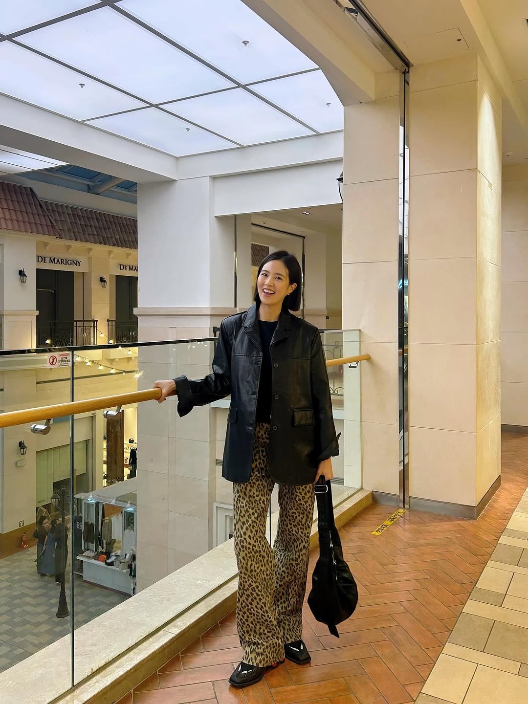 Photo shared by CHOI YEOKYUNG on October 29, 2025 tagging @soupmall_official. May be an image of parka, military uniform and text.