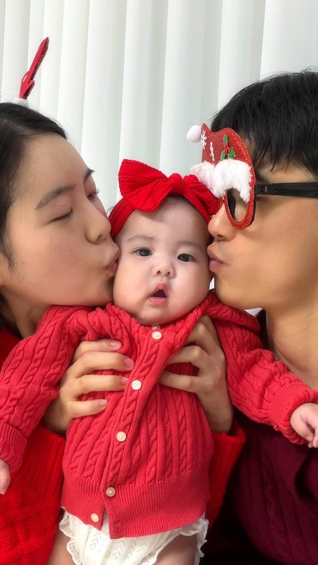 _kyung0708 게시물 이미지: 기합 풀충전 145일 아기의 첫 뒤집기 
포기 안 하고 계속 시도하더니
오늘 결국 뒤집기 성공