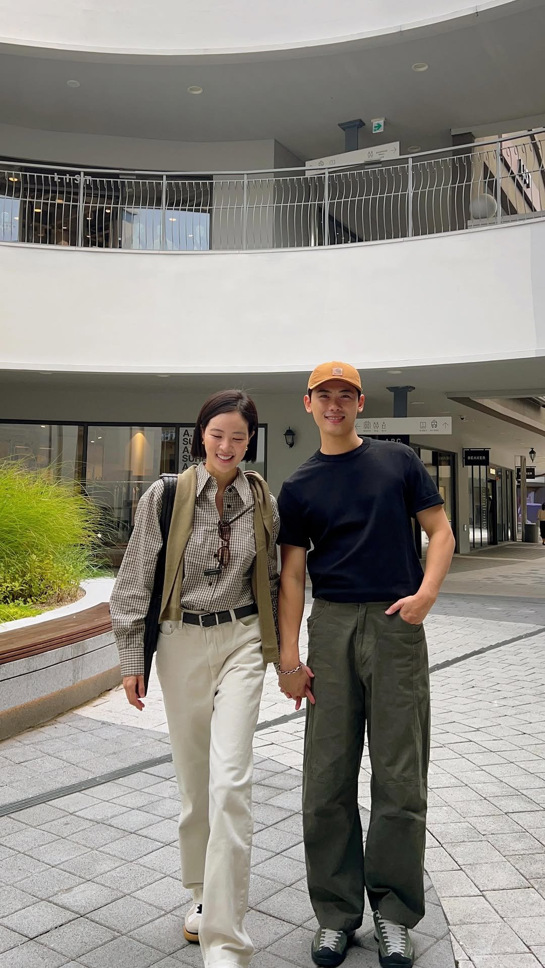 _kyung0708 게시물 이미지: 하예 없는 잠깐의 외출…
엄마 아빠 절대 안 신났어ㅎㅎㅎㅎㅎㅎㅎㅎㅎ